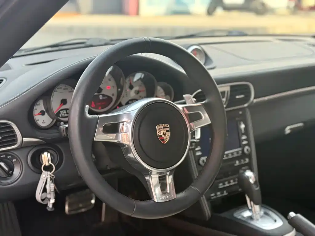 Porsche 911 2010 Turbo S 3.8T