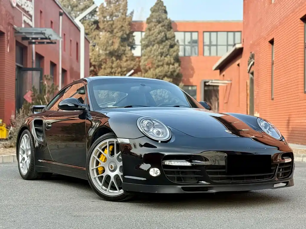 Porsche 911 2010 Turbo S 3.8T
