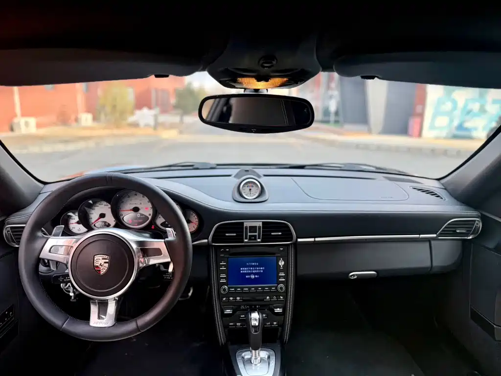Porsche 911 2010 Turbo S 3.8T
