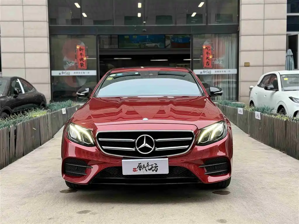 Mercedes-Benz E-Class 2017 E 200 Sport 4MATIC