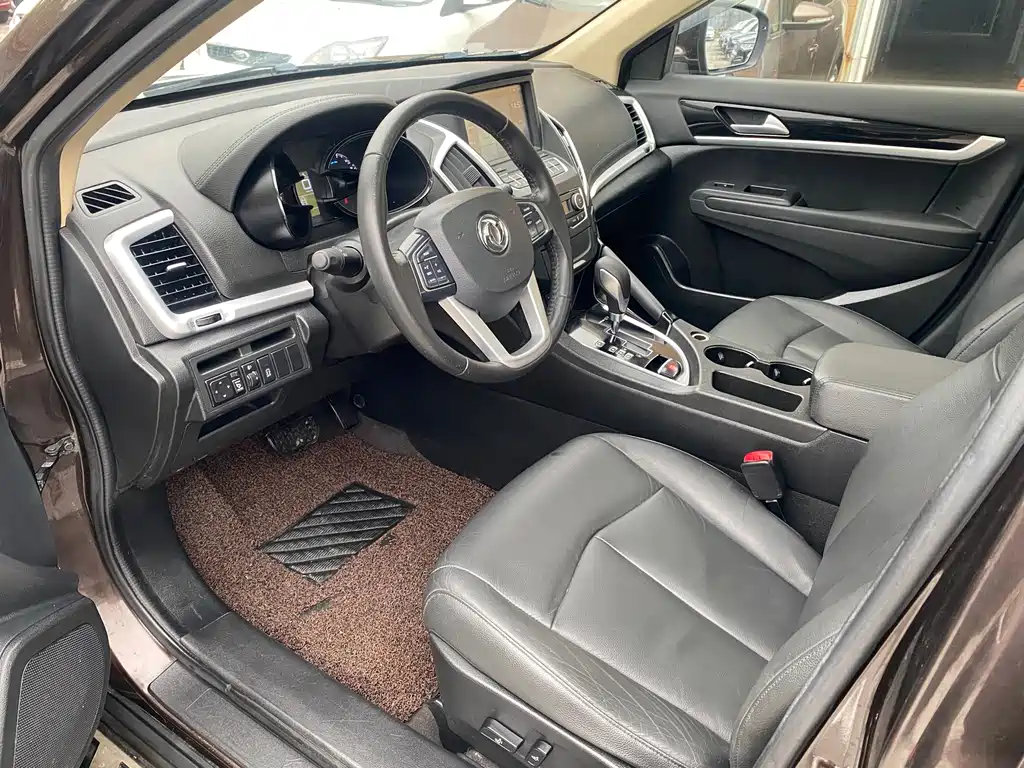 Dongfeng Fengshen AX7 2015 2.3L Automatic Supreme Edition