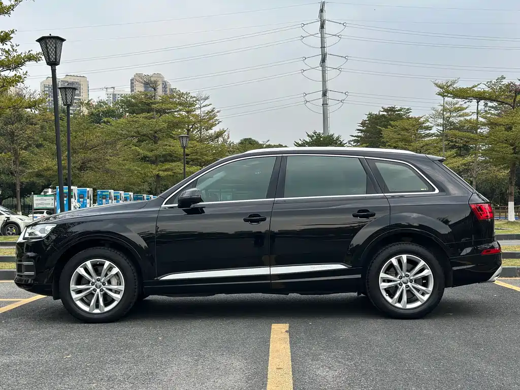 Audi Q7 2016 45 TFSI Technik