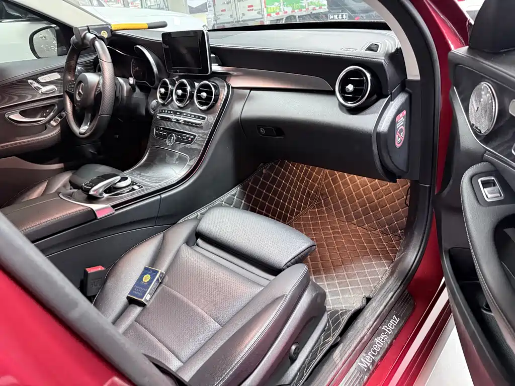 Mercedes-Benz C-Class 2015 Facelift C 200 L Sport