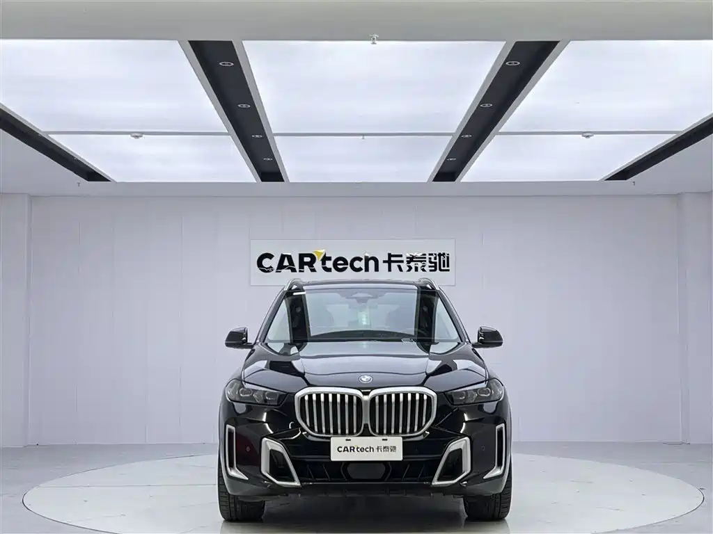 BMW X5 2023 xDrive 30Li Premium M Sport Package - фото 3