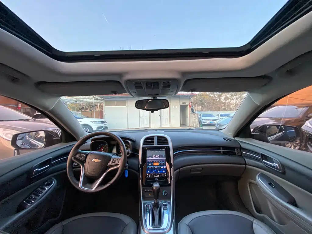 Chevrolet Malibu 2012 2.0L Automatic Luxury Edition