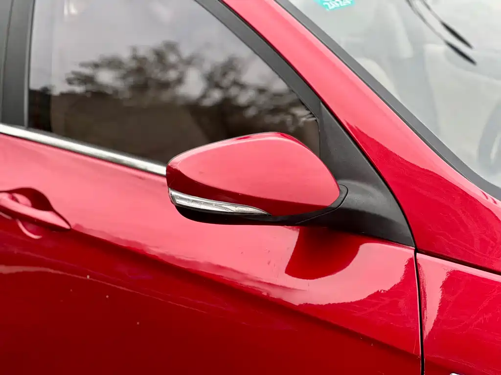 Eado 2015 1.6L Automatic Luxury