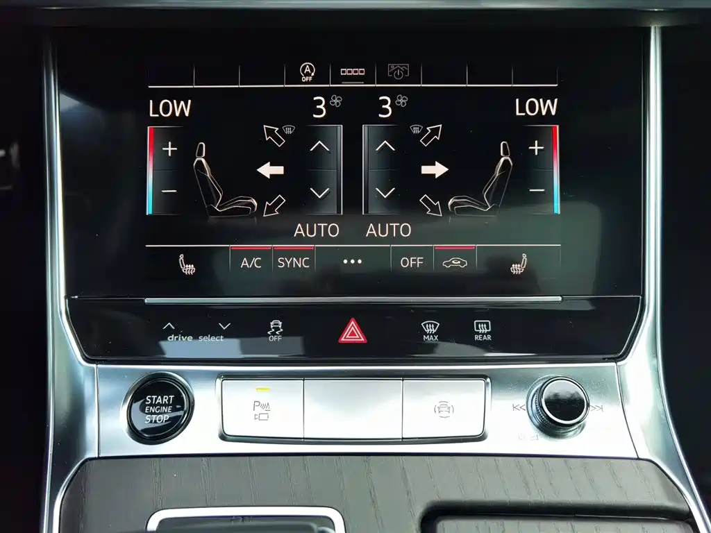 Audi A6L 2025 45 TFSI quattro Zhenxuan Dynamic Edition - фото 19