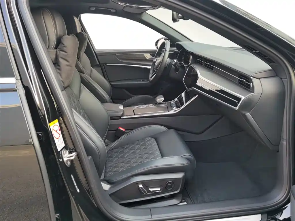 Audi A6L 2025 45 TFSI quattro Zhenxuan Dynamic Edition - фото 23