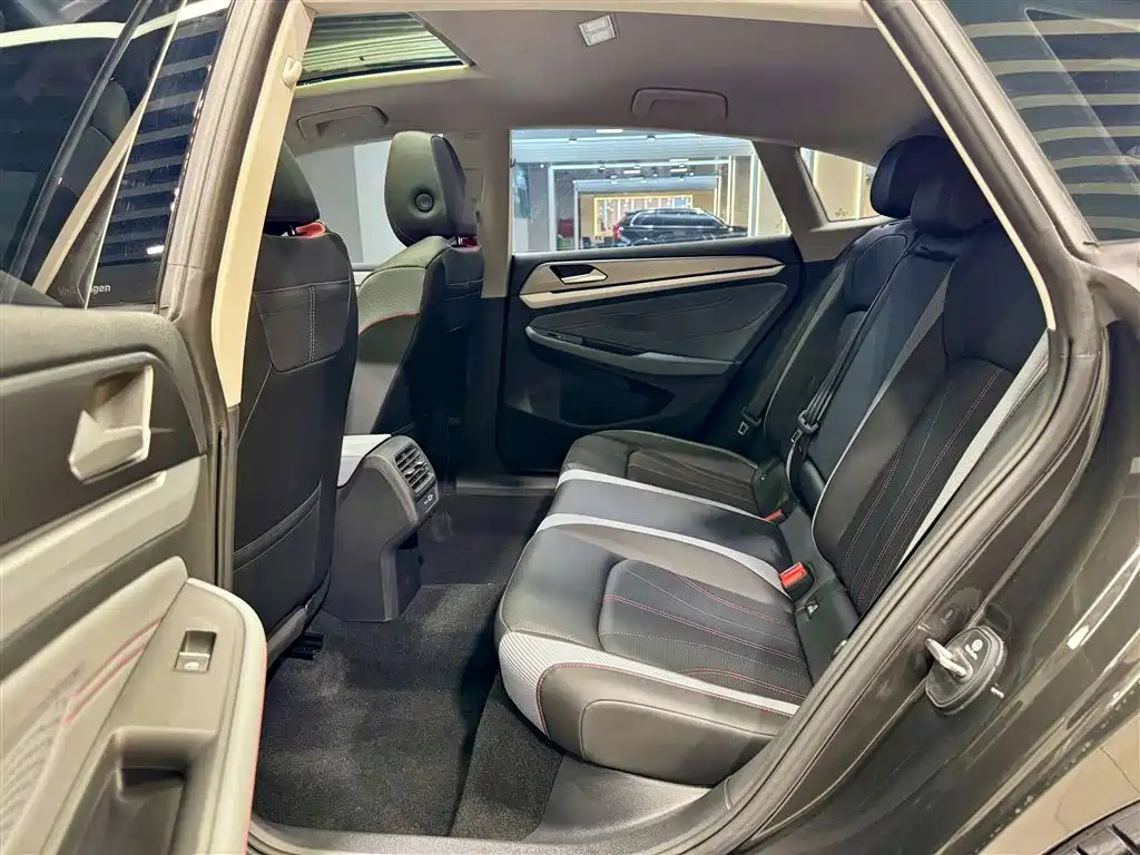Volkswagen Lamando L 2025 280TSI DSG Cool & Spicy PLUS Edition