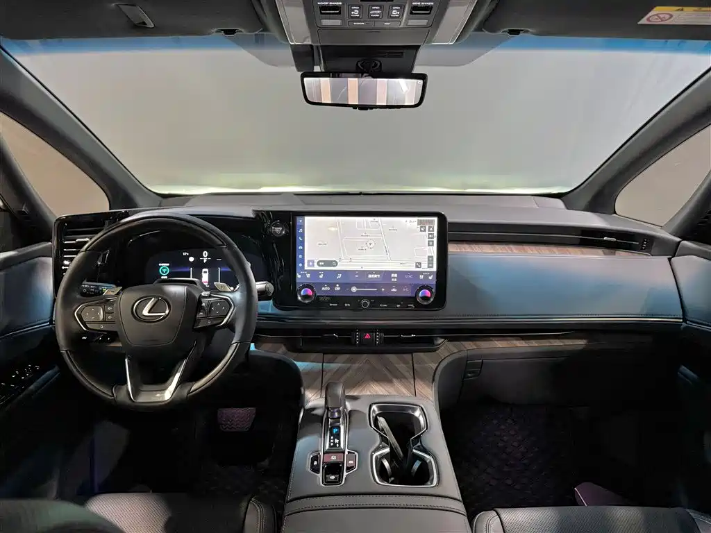 Lexus LM 2023 350h 7-Seat Elegant Edition