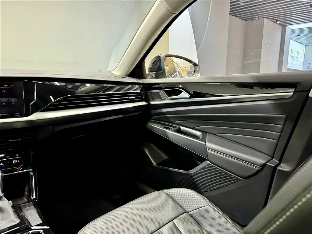 Volkswagen Passat 2024 380TSI Longteng Edition