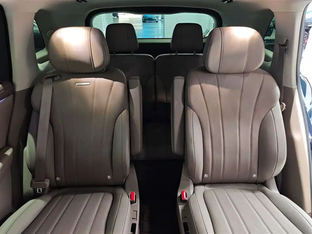 AITO M7 2026 EREV Max AWD 6-Seater (192-Line LiDAR)