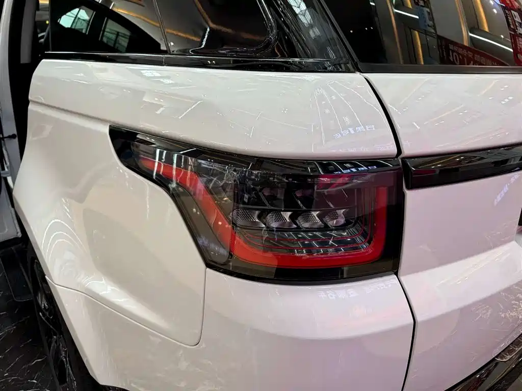 2020 Range Rover Sport 3.0 L6 HSE Dynamic