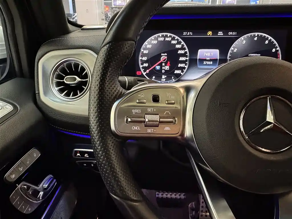 Mercedes-Benz G-Class 2022 G 500