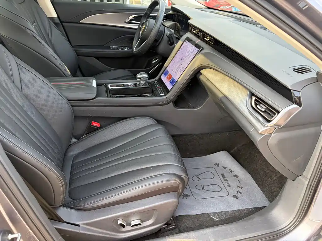 Hongqi H5 2023 1.5T DCT Smart Connect Qiyue Edition
