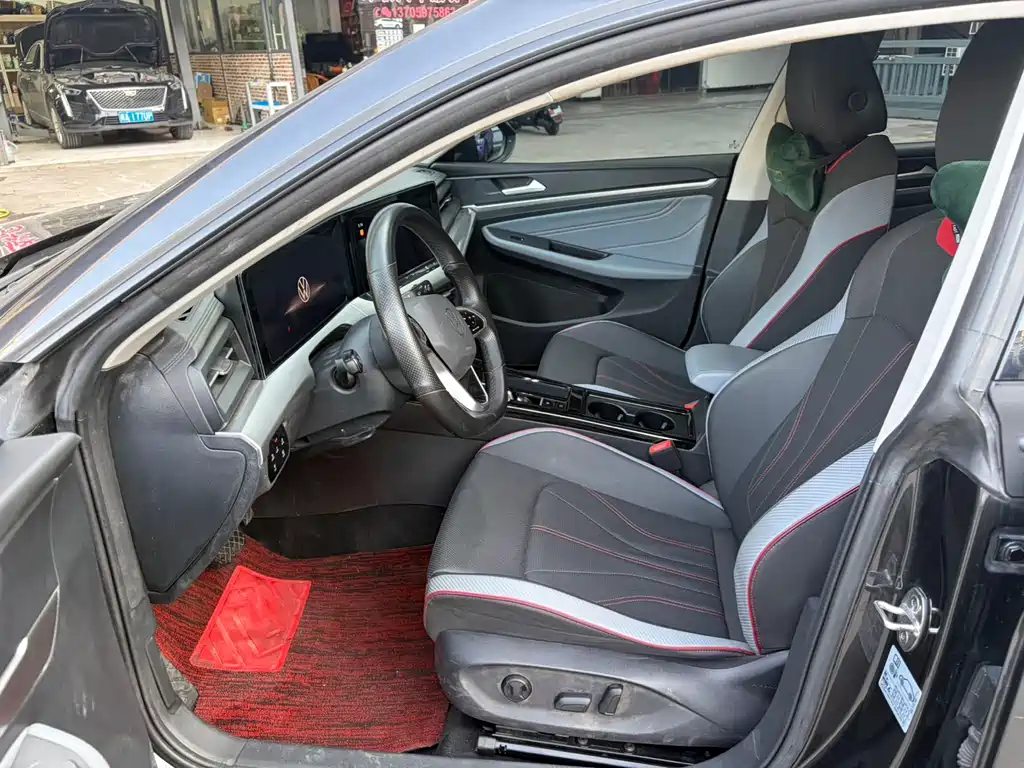 Volkswagen Lamando L 2023 280TSI DSG Re La Edition