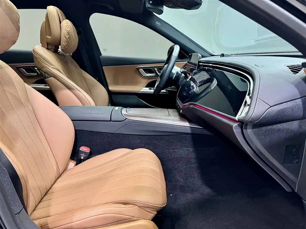 Mercedes-Benz E-Class 2024 E 300 L Luxury