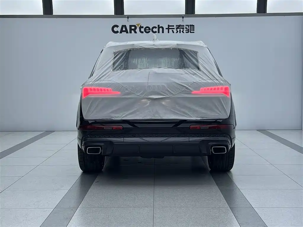Audi Q7 2025 55 TFSI quattro S line