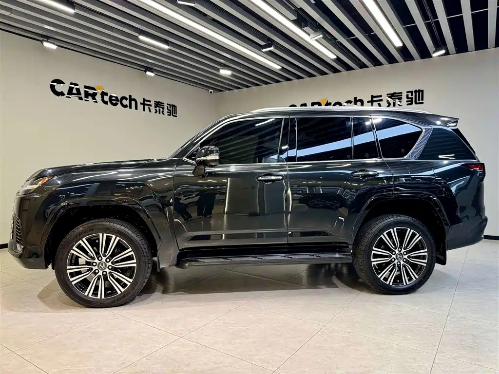 Lexus LX 700h Lingjie Edition 2025