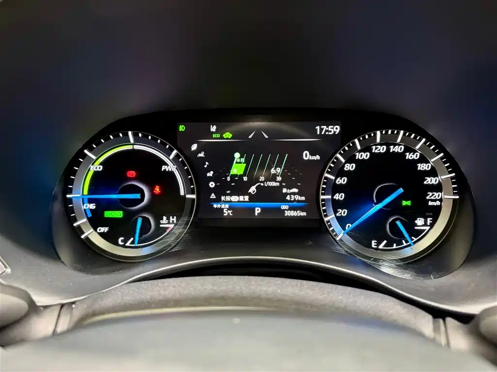 Highlander 2023 2.5L HEV AWD Premium 7-Seater