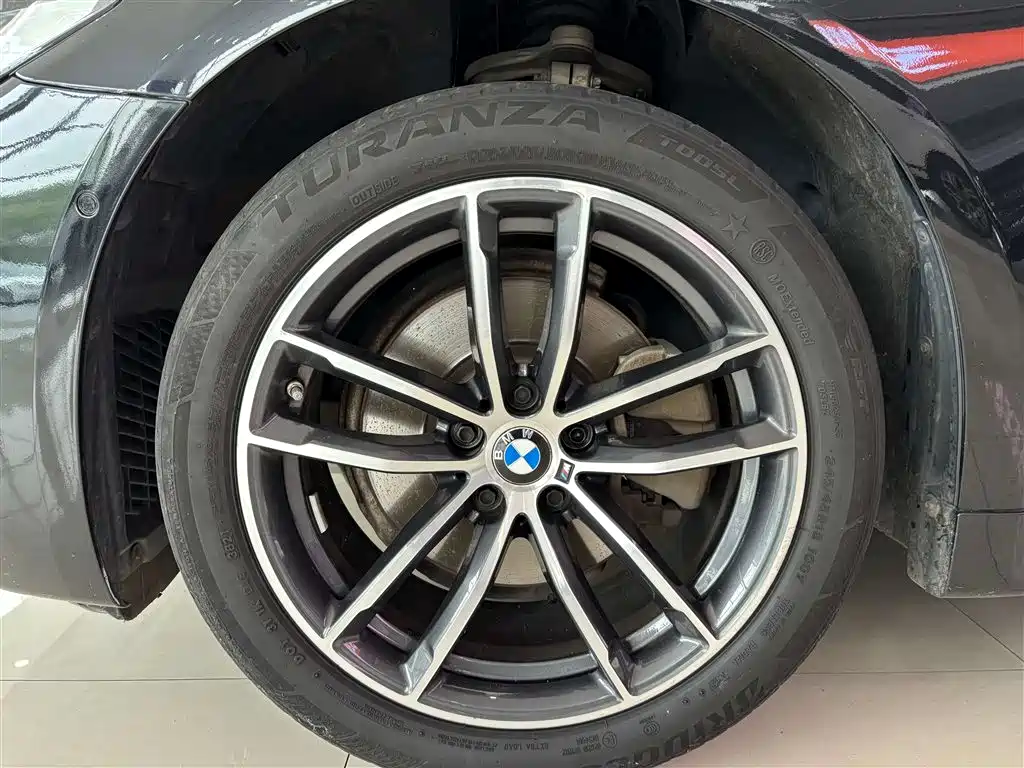 BMW 5 Series 2022 525Li M Sport Package - фото 8