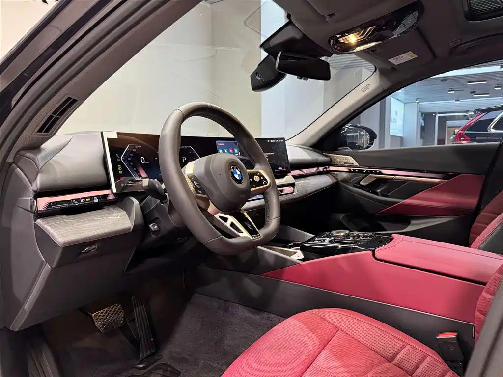 BMW 5 Series 2025 530Li Exclusive M Sport Package - фото 22