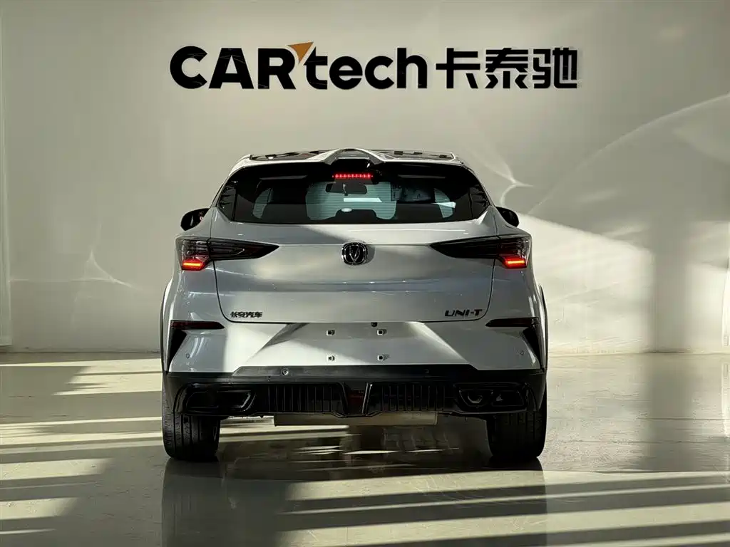 Changan UNI-T 2022 2.0T Pilot Edition