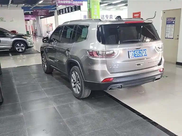 Jeep Commander 2018 2.0T 4WD Yuexiang Edition China VI