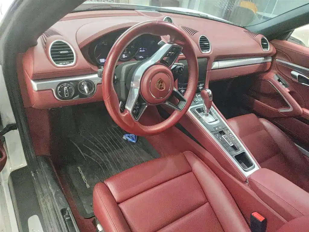 Porsche 718 Boxster 2.0T
