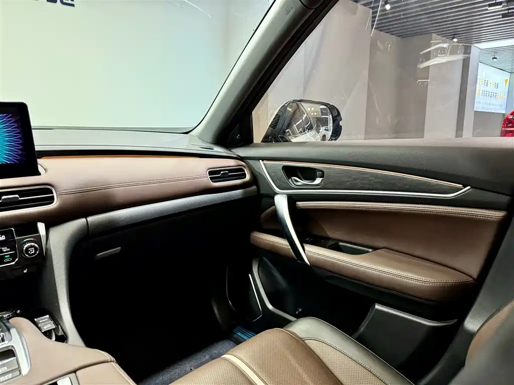 Honda UR-V 2023 370TURBO 2WD Zunya Edition