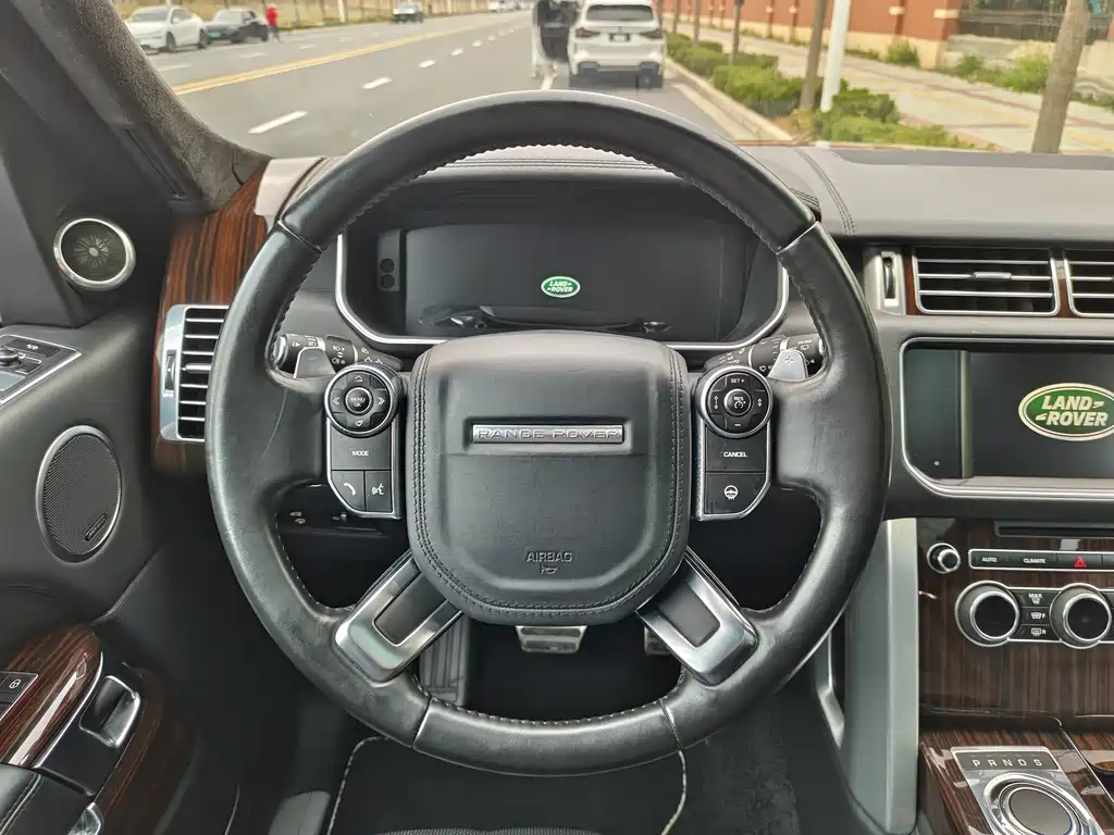 Range Rover 2015 5.0 SC V8 AB Autobiography LWB