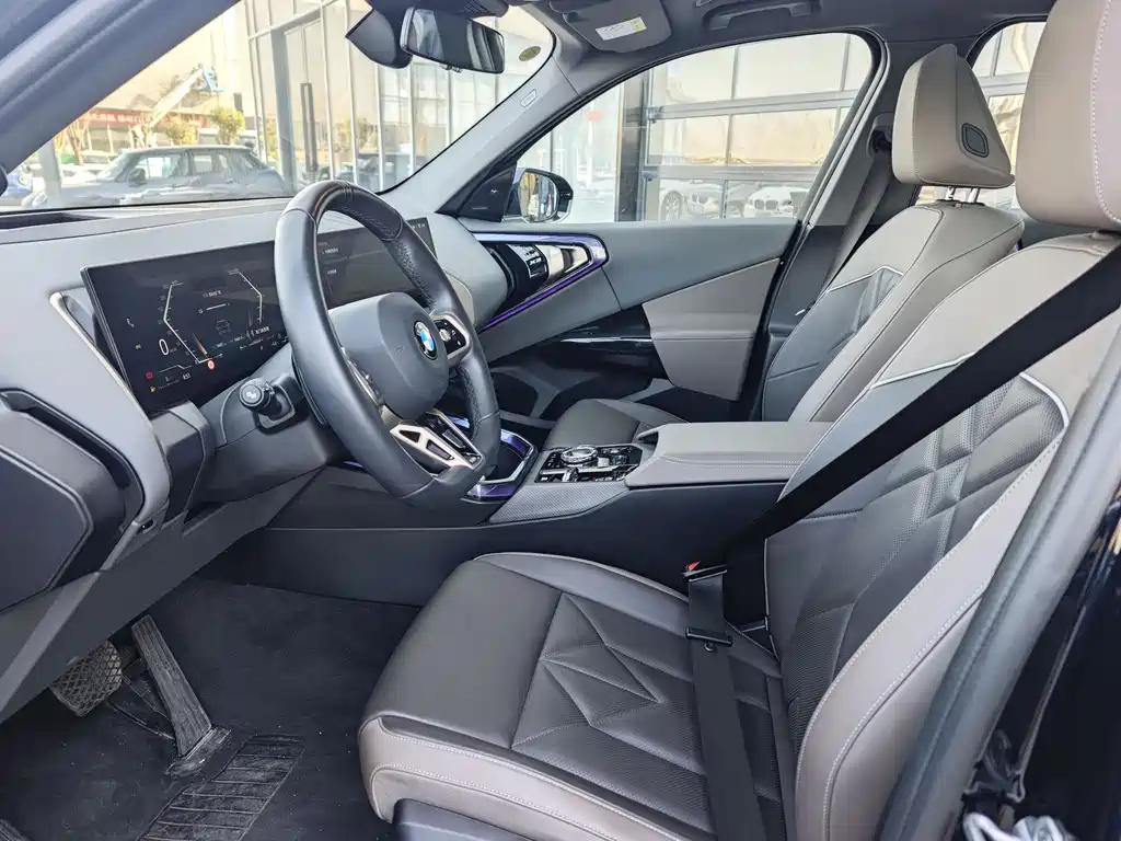 BMW X3 2025 xDrive30L Exclusive M Sport Package