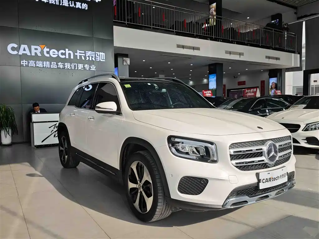 Mercedes-Benz GLB 200 Fashion Edition 2022 Facelift
