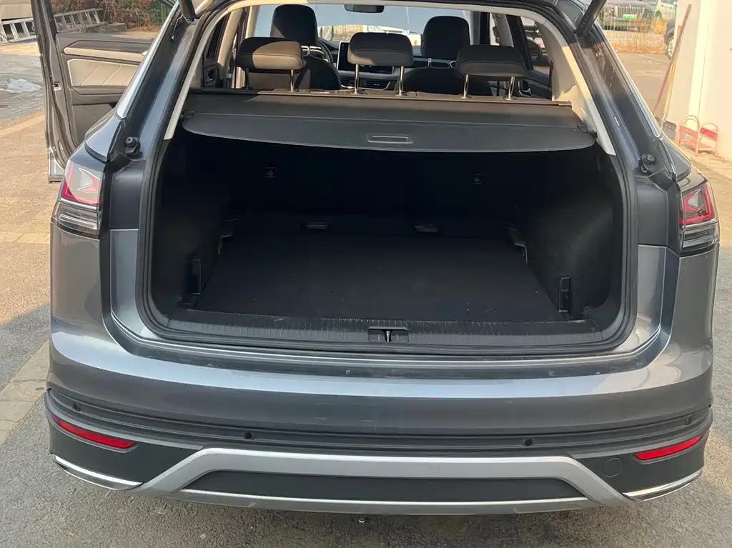 Tayron 2023 330TSI 2WD Luxury Plus Advanced Edition