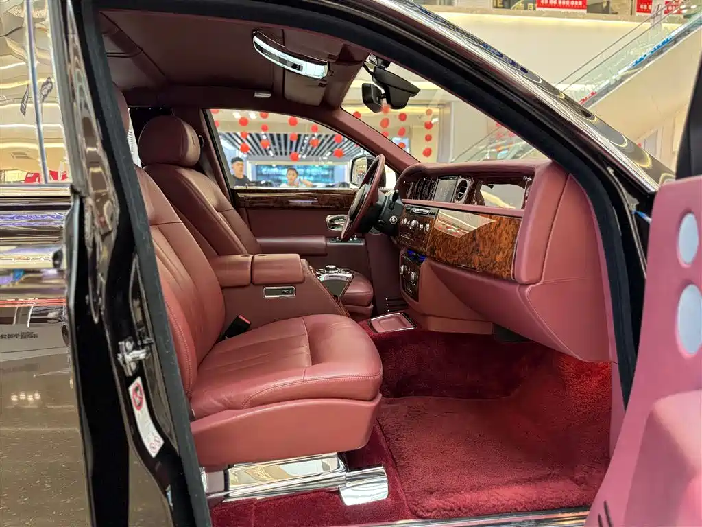 Rolls-Royce Phantom 2013 6.7L Extended Wheelbase EWB