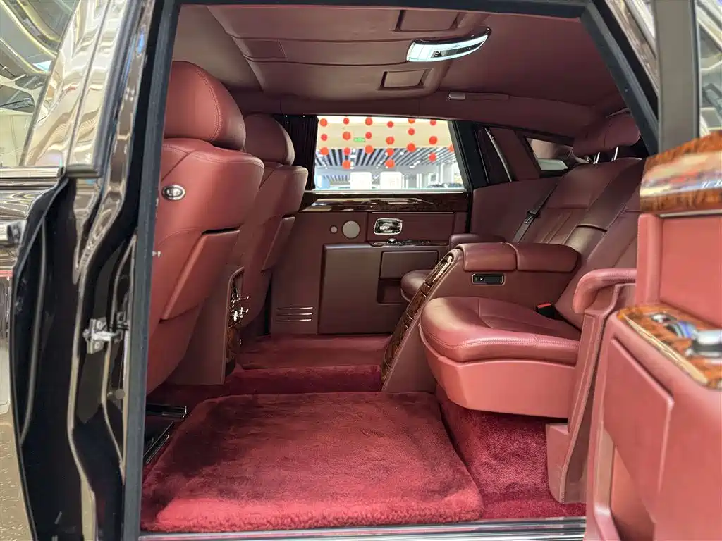Rolls-Royce Phantom 2013 6.7L Extended Wheelbase EWB