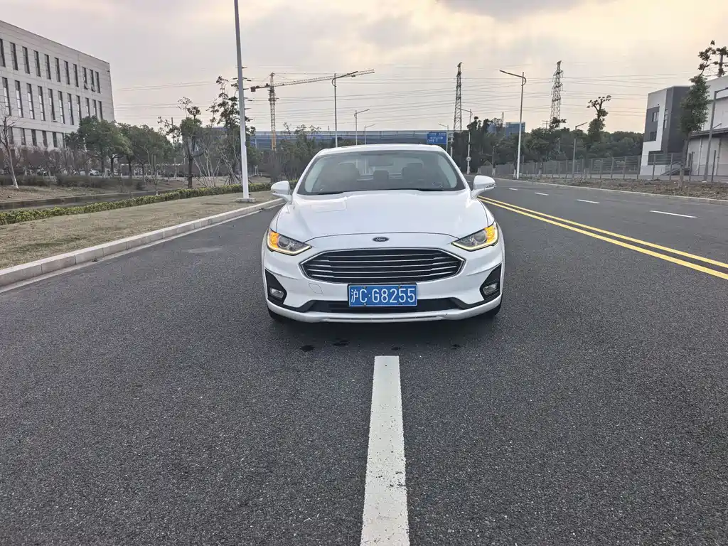 Ford Mondeo 2020 EcoBoost 180 Fashion