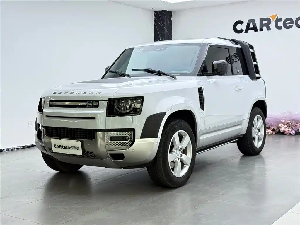 Land Rover Defender 2022 90 2.0T P300