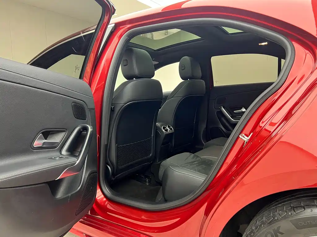 Mercedes-Benz A-Class 2019 A 200 L