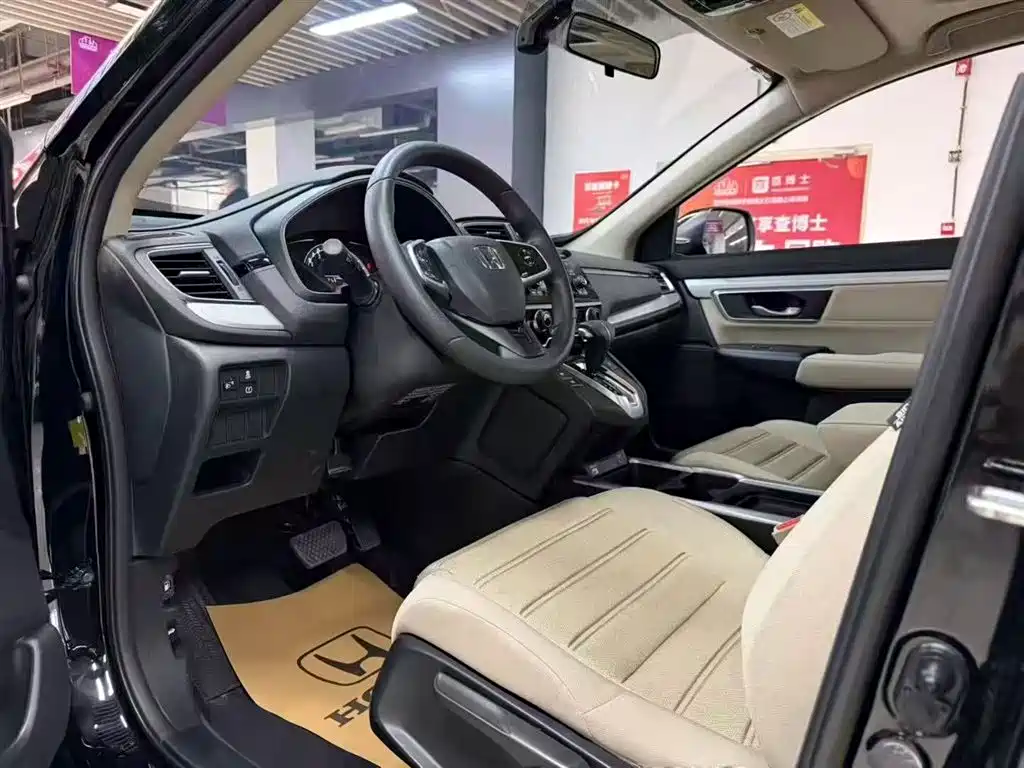 Honda CR-V 240TURBO CVT 2WD Comfort Edition