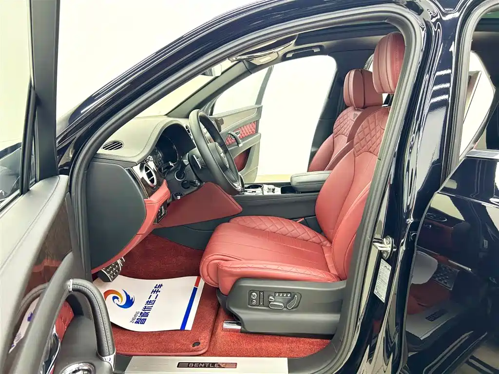 Bentley Bentayga 2016 6.0T Standard Edition