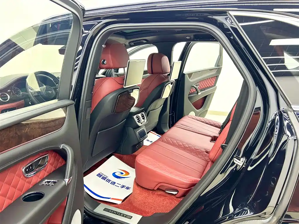 Bentley Bentayga 2016 6.0T Standard Edition