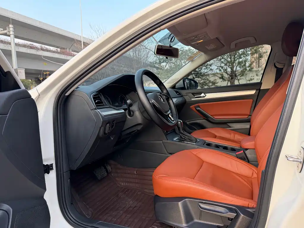 Volkswagen Lamando 2019 230TSI DSG Fashion Edition China VI