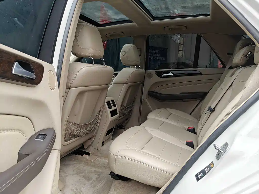 Mercedes-Benz M-Class 2013 ML 350 US Version
