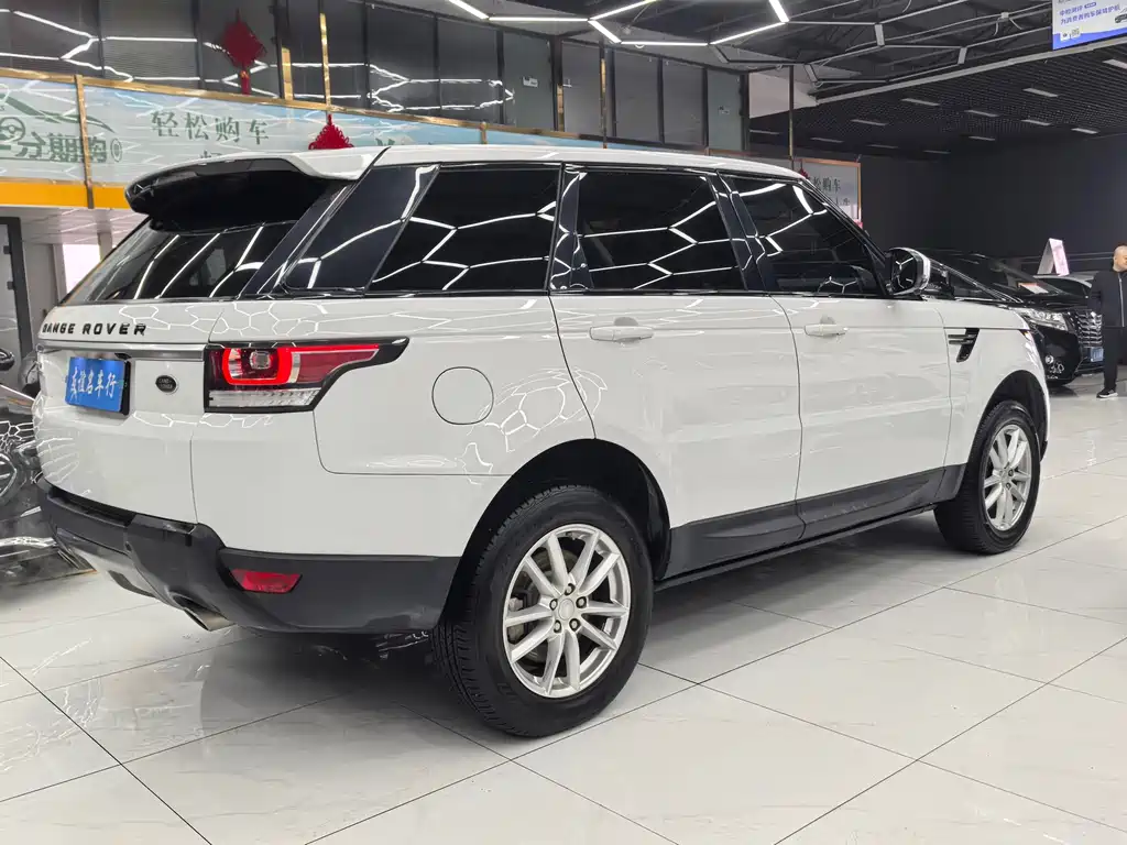 Land Rover Range Rover Sport 2017 3.0 SC V6 SE