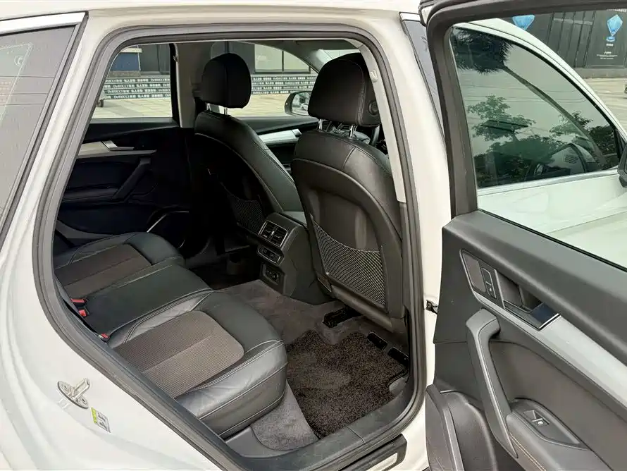 Audi Q5L 2018 40 TFSI Fashion Edition