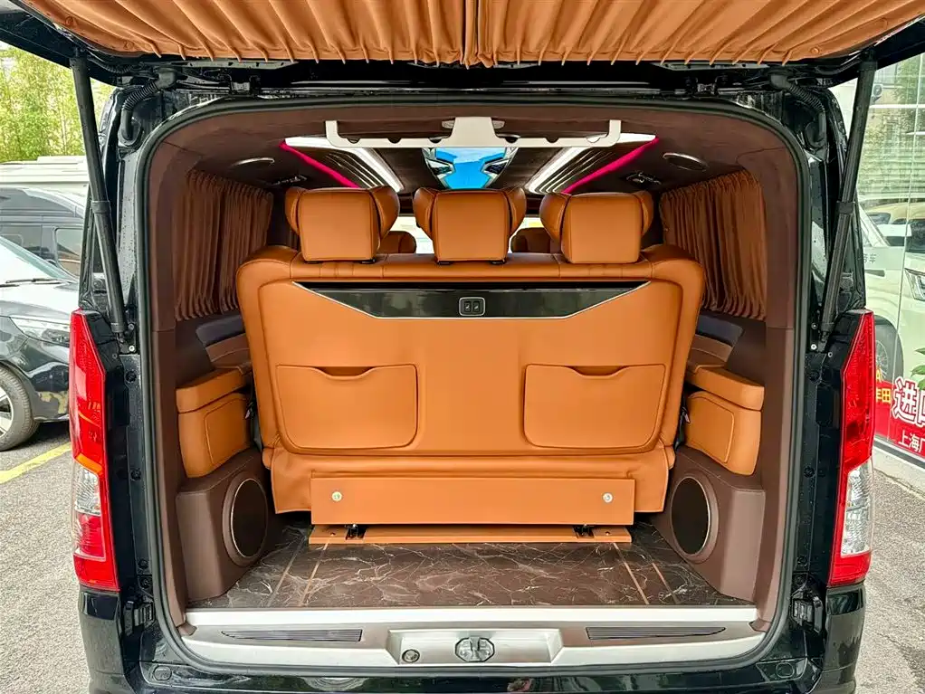 Toyota Hiace 2025 3.5L Automatic