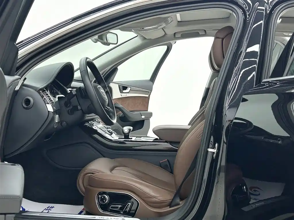 Audi A8L 2014 45 TFSI quattro Luxury Edition