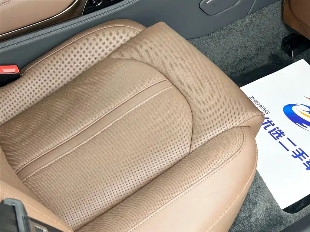 Audi A8L 2014 45 TFSI quattro Luxury Edition