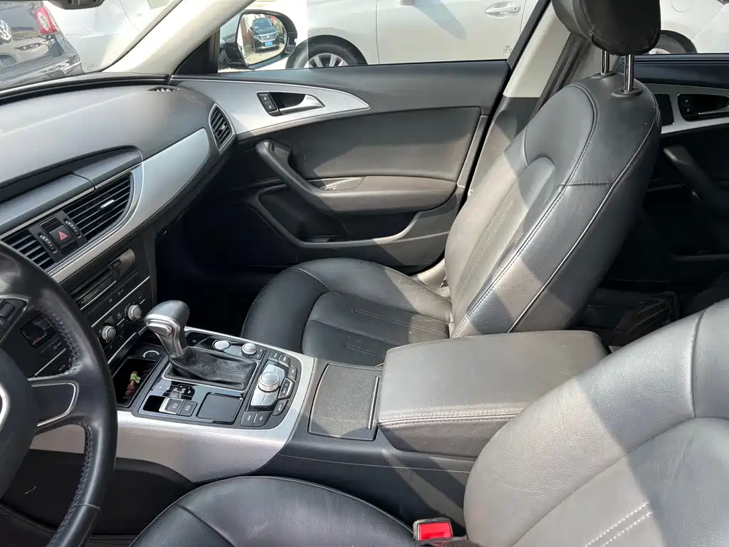 Audi A6L 2014 30 FSI Technical